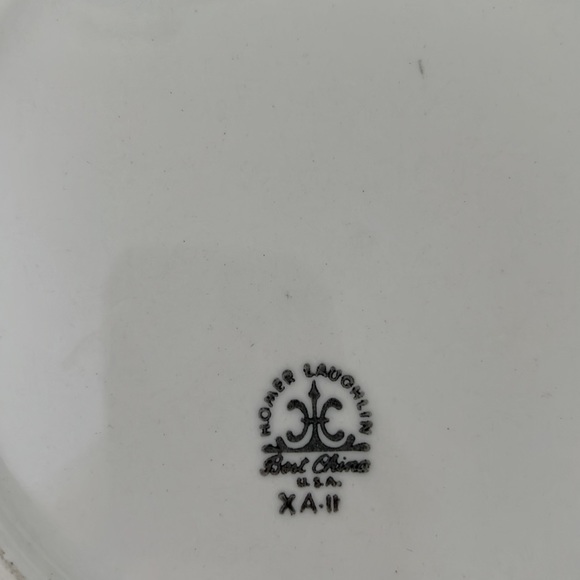 Vintage Homer Laughlin Plates - Picture 3 of 4